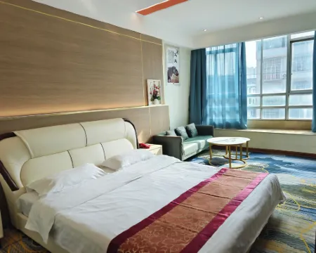 Lingshan Hengfeng Business Hotel Lingshan bus terminal branch Hotels in Lingshan