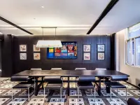 Yashihui Hotel クムル市のホテル