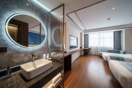 Haiyue Hotel (Tongchuan People's Hospital Gymnasium Branch) Отели в г. Тунчуань