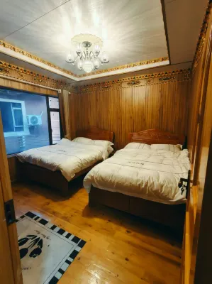 Heishui Chuanyu Homestay Hotels near Dagu Glacier Viewing Platform