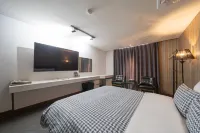 Dongdaemun Bellus Hotel