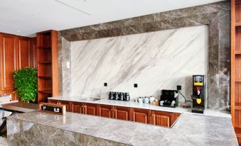 Qiran Business Hotel (Datong Yuxi Toll Station)
