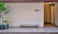 WULAN B&B (West Street Bell Tower) Hotels near Limingzhiye University