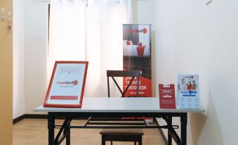 RedDoorz near Cebu Metropolitan Cathedral