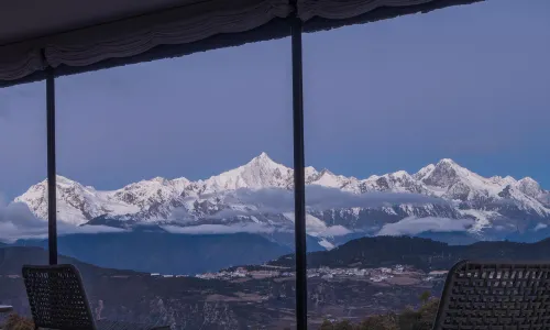 Promise of the snow mountain