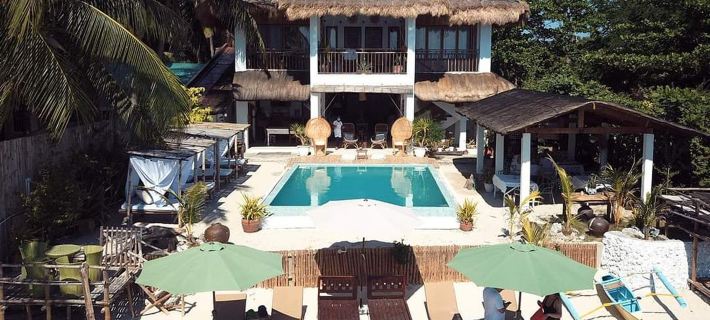 Sirom Beach House Hotels in Pangasinan