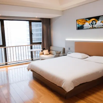 Zimi Hotel (Yinchuan Huaiyuan Night Market Xixia Wanda) Hotels near Xixia