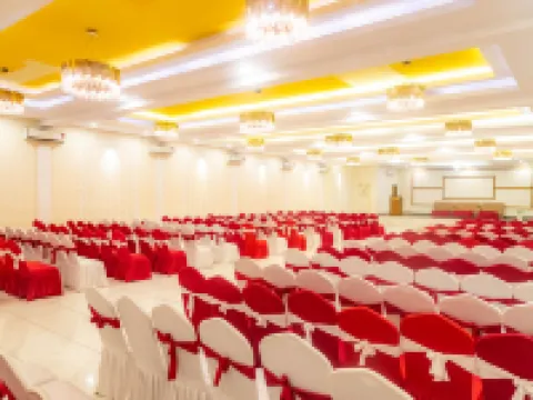 The SR Hotel Hotels in Tilottama