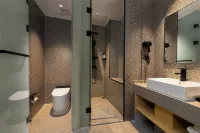 Huasheng Yitang Hotel (Hushan Metro Station, Wuhan University) - Yolcu Alma/Bırakma Hizmetleri