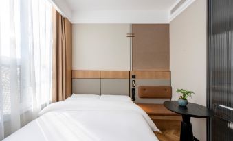 Super8 Yue Hotel (Beijing West Railway Station Military Museum Branch)