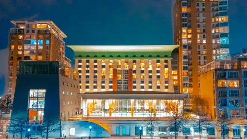 Canary Riverside Plaza Hotel - Pool