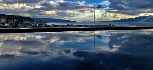 Fuxian Lake Chantilly Hotel & Restaurant Hotels in Chengjiang