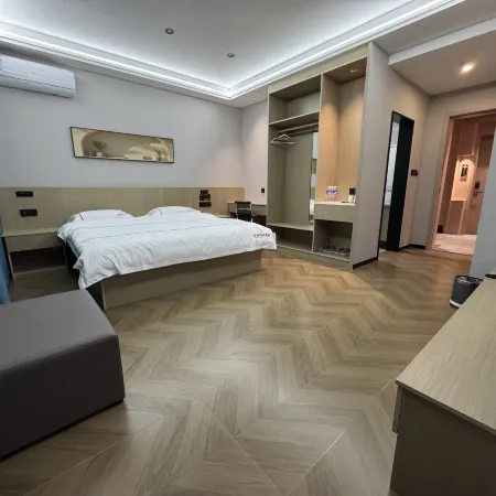 Shangju Business Hotel (Urat Rear Banner Government Branch)