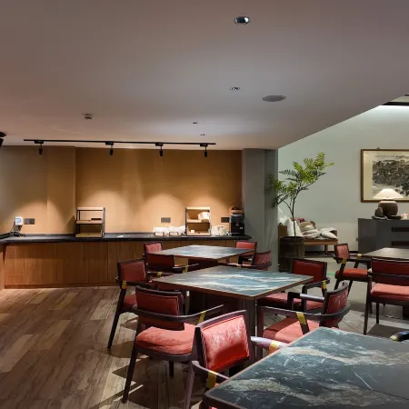 Xin'an Hotel · Designer Hotel | Huizhou Aesthetic Space (Huizhou Ancient City Branch)