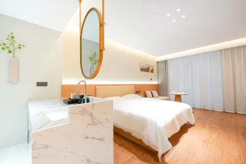 Xi Zhenxuan Hotel (Huainan Commercial Culture Square)