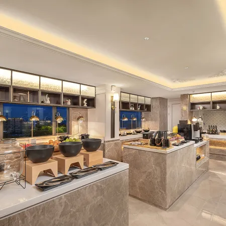 Vienna International Hotel Zhoukou Taikang Stadium County government branch