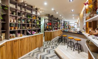 Sun Moon Lake Catechin BnB