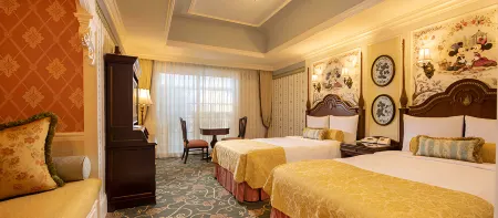 Tokyo Disneyland Hotel