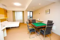Xunmeng Movie Hotel