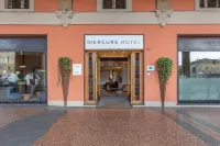 Mercure Bologna Centro Hôtels à : 