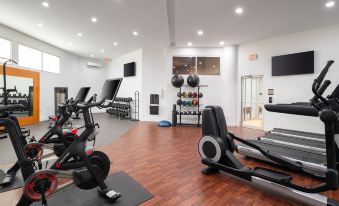 Embassy Suites by Hilton Crystal City National Airport