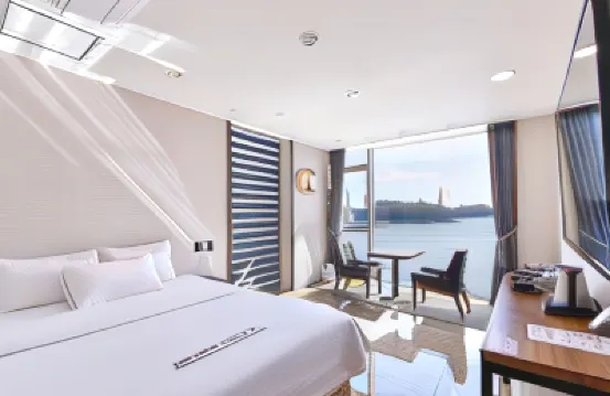 Hotel the L โรงแรมใกล้Jinnamgwan Hall