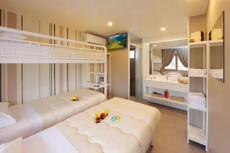 Hu Firenze Certosa Camping in Town