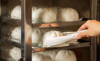 Kindness Hotel (Tainan Chihkan Tower)