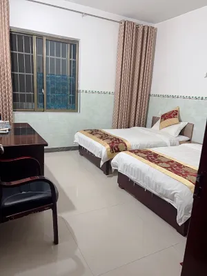 Yantong Restaurant and Inn Hotels in Xuyong