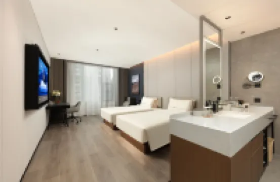 Atour Hotel Chongqing Jiangbei Guanyinqiao Pedestrian Street Hotels in Chongqing