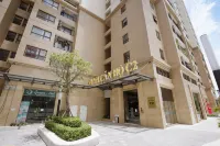 Ember Housing - Vinhomes D'capitale Apartment Hanoi Center Hotels in Hanoi