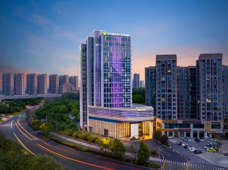 Wyndham Garden Changsha (World Window of China & Mango Pavilion Branch) Отели рядом с достопримечательностью «Hunan Engineering Polytechnic»