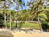 Lake View Homestay Hotels in P. Dien Hong
