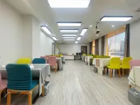 Meet Light Luxury Hotel (Xushui No. 2 Middle School Railway Station Branch) Hotels near Mosque (Qingzhensi Street)