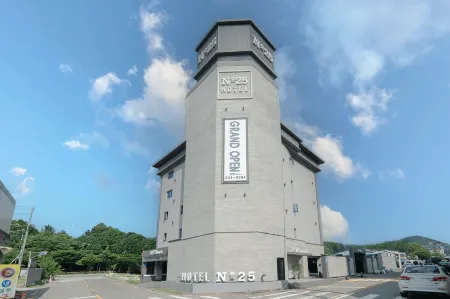 No. 25 Hotel JeonjuSanjeong