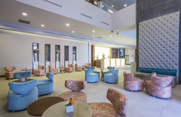 丹吉爾市中心希爾頓花園酒店