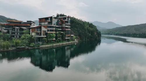 The PASSAGE of UNNA Hotels in Shangyou