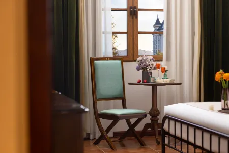 Huayi Brothers  Town Castle Hotel