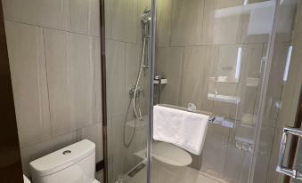 4. 칭다오 리청 호..