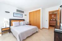 Comfortable Duplex Apartment with 2 bedrooms & 2 terrace 200 m away from the ocean