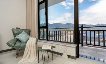 Yuan Shan Qing Yu · Modern Design Retreat · Yunqi Pool Guesthouse (Nalati Scenic Area)