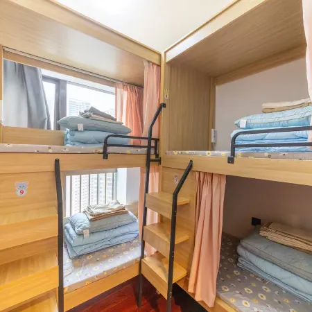 Mengdie All-Female Hostel (Shenzhen North Railway Station)