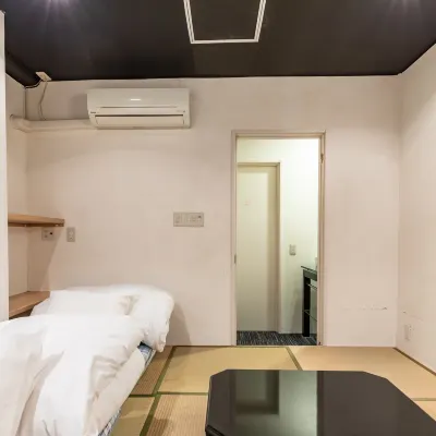 Business Hotel Japan Hotel dekat Menara Simbol