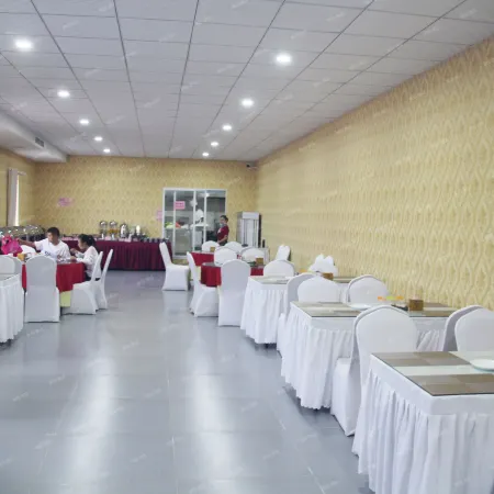 Yunshang Siji Hotel (Mengla County Government Branch, Xishuangbanna)