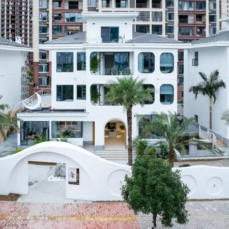 Libo Sanyu Nanting · La Mere Ancienne · Designer Private Hot Spring Resort Villa (Ancient Town)