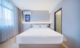 7Days Inn Hotel (Xiangyang Huochezhan Zhongyuan Road)