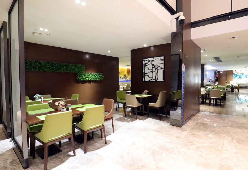 H' 엘리트 호텔 로비