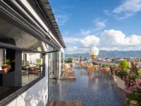 Fuman | Sky City • Panoramic View of Snow Mountain and Ancient City 360° Infinity Pool Vacation