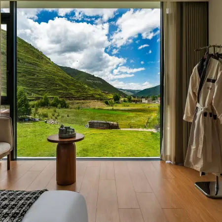 Bowan•Valley Hotel