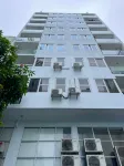 Stay with local family in Male فنادق في Giravaru